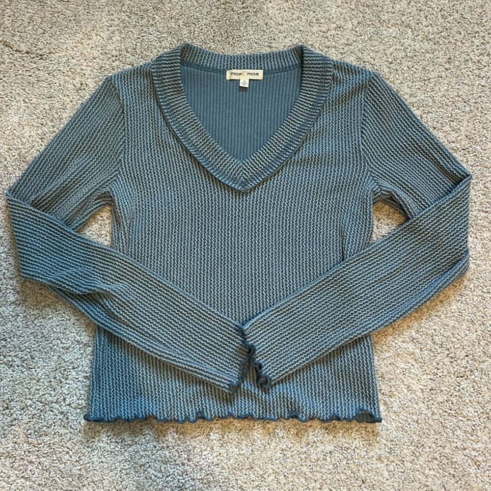Moa Moa long sleeve blue top